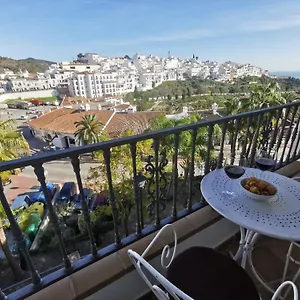 Apartamento En Urbanización El Mirador De En El Centro Del Pueblo Con Mejores Vistas, Frigiliana